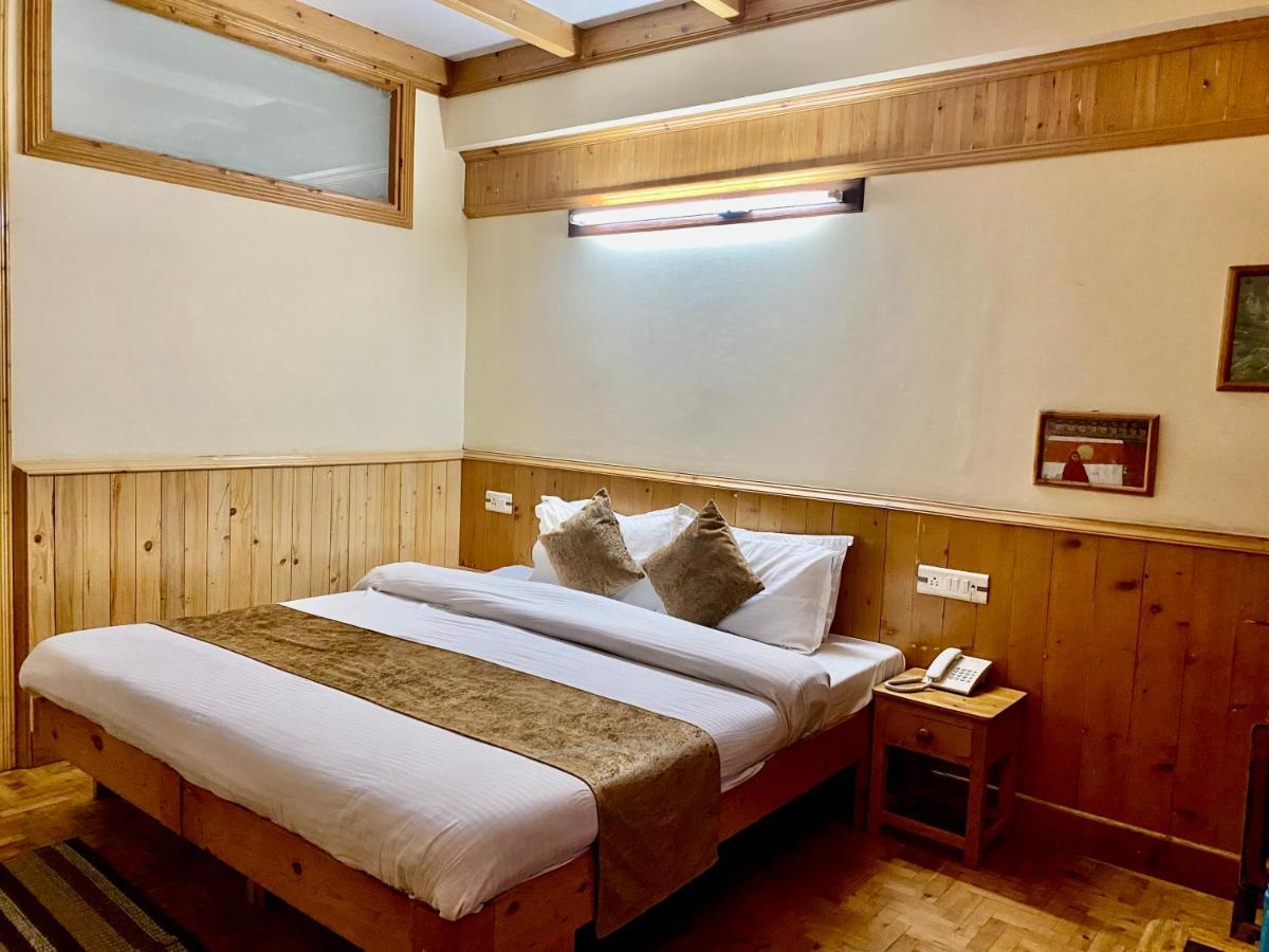 Hotel Valley Of Gods Manāli Kültér fotó