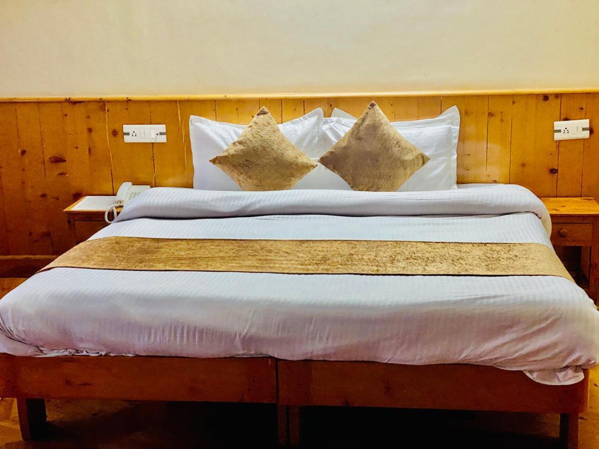 Hotel Valley Of Gods Manāli Kültér fotó