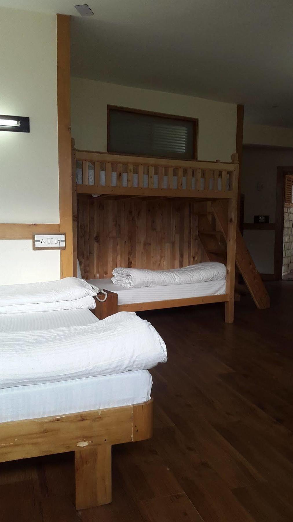 Hotel Valley Of Gods Manāli Kültér fotó